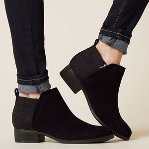 Toms Deia Black Booties